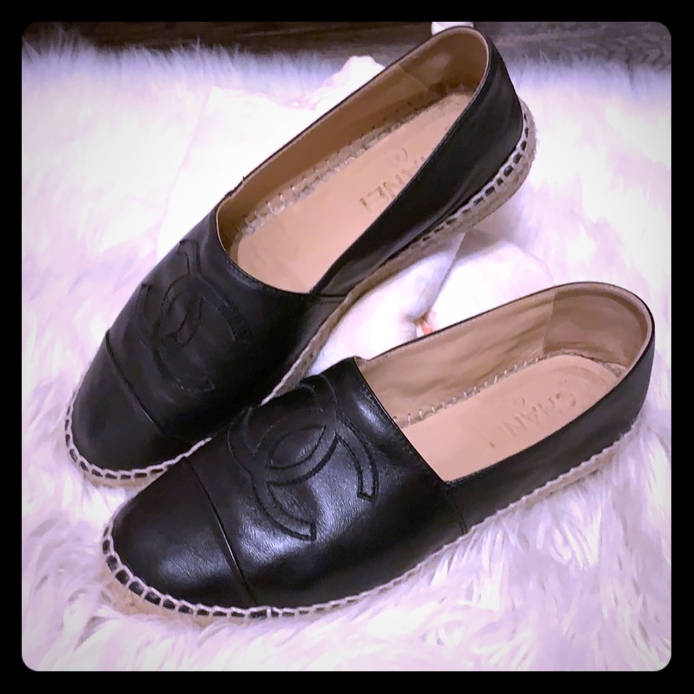 Chanel shoe. Size 38. Black